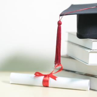 Riscatto della laurea: quanto costa e quando conviene